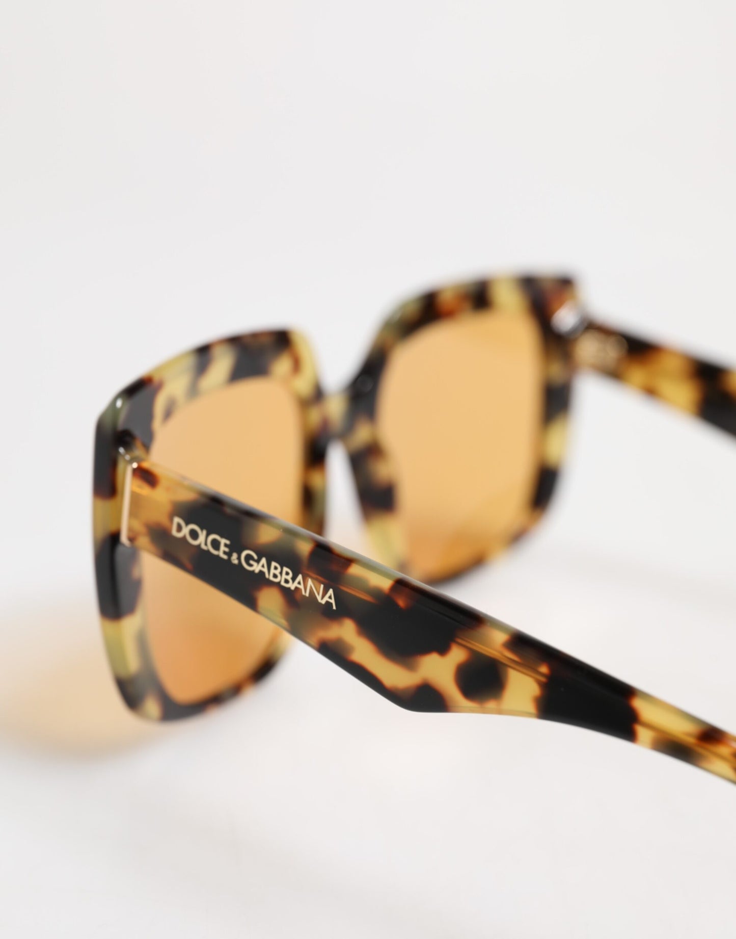 Слънчеви очила Dolce & Gabbana с черно-жълти квадратни слънчеви очила Havana Leopard