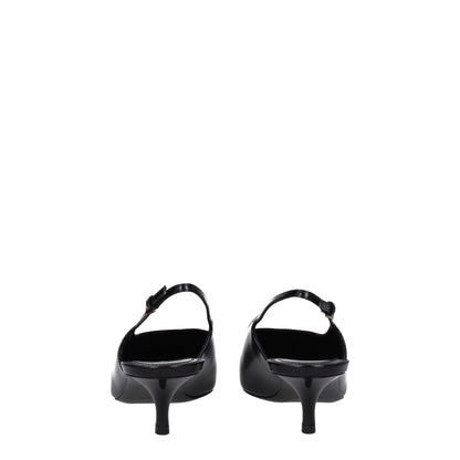 Черни кожени обувки на среден ток Givenchy