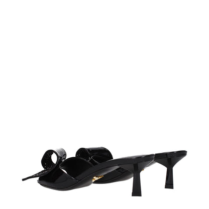 Черни кожени сандали Prada